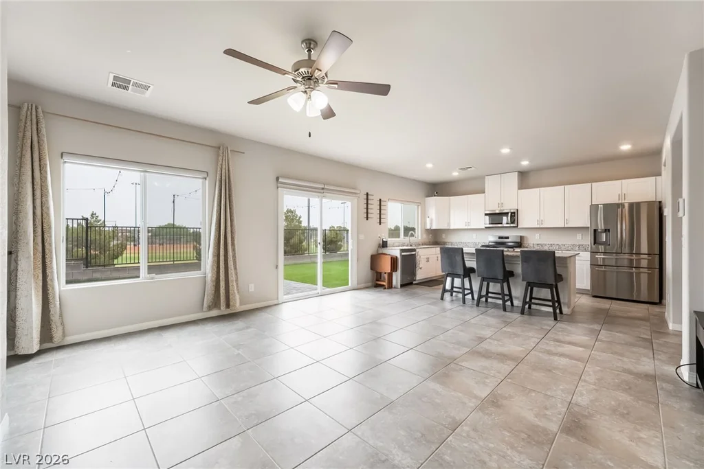 4622 Pointleaf, North Las Vegas, NV 89032