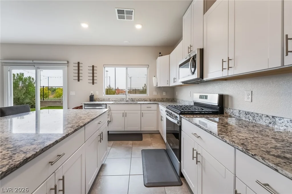 4622 Pointleaf, North Las Vegas, NV 89032