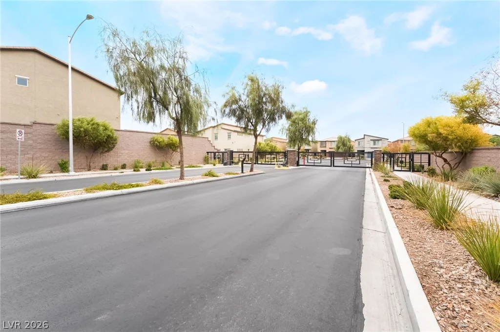 4622 Pointleaf, North Las Vegas, NV 89032