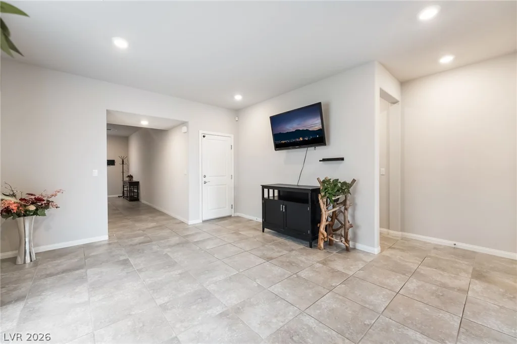 4622 Pointleaf, North Las Vegas, NV 89032