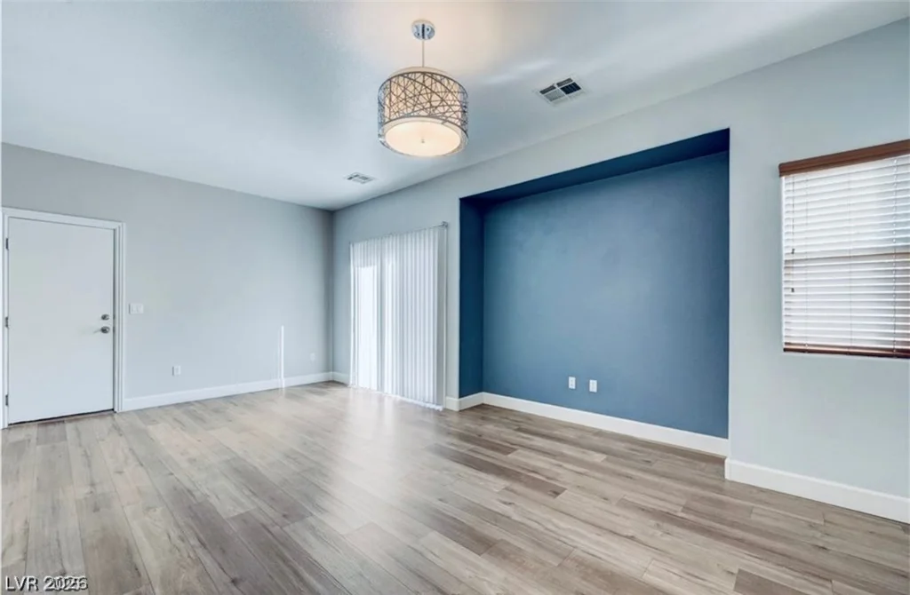 128 Tilbury, Las Vegas, NV 89123