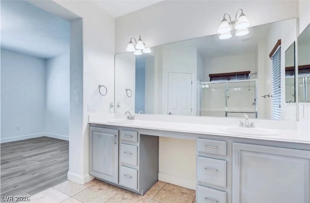 128 Tilbury, Las Vegas, NV 89123