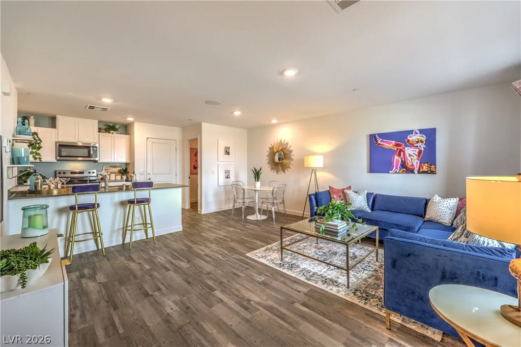 911 Pink Sugarbird, Henderson, NV 89011