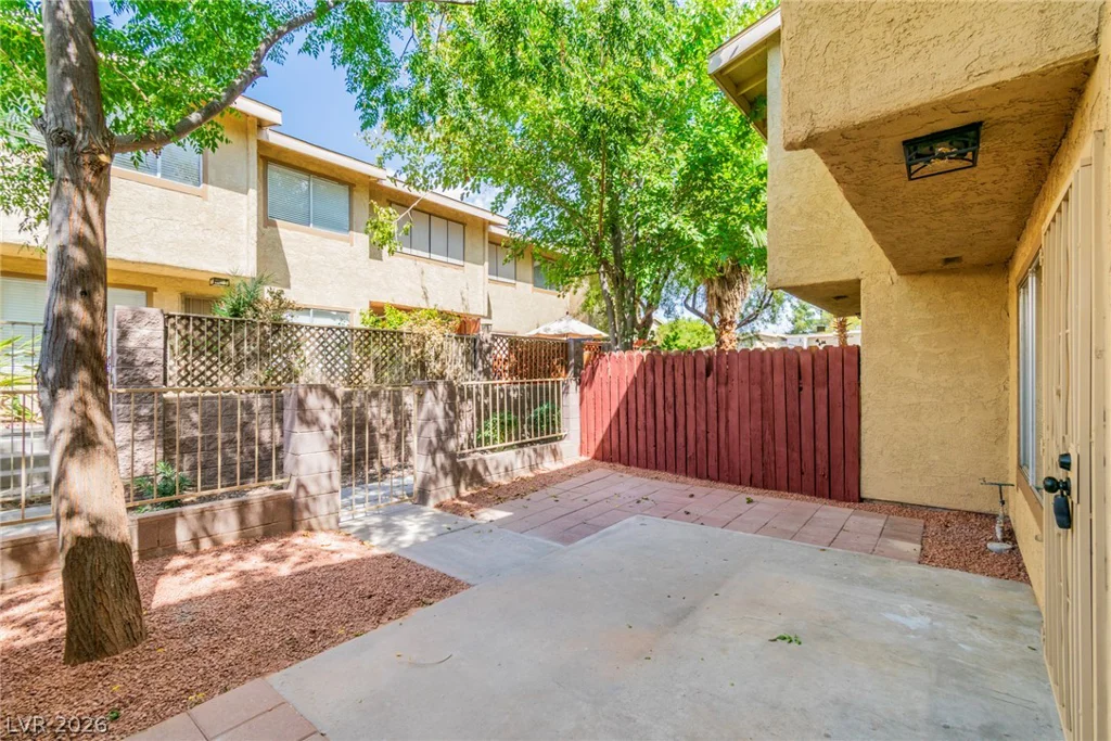 2256 Tall Pine, Las Vegas, NV 89108