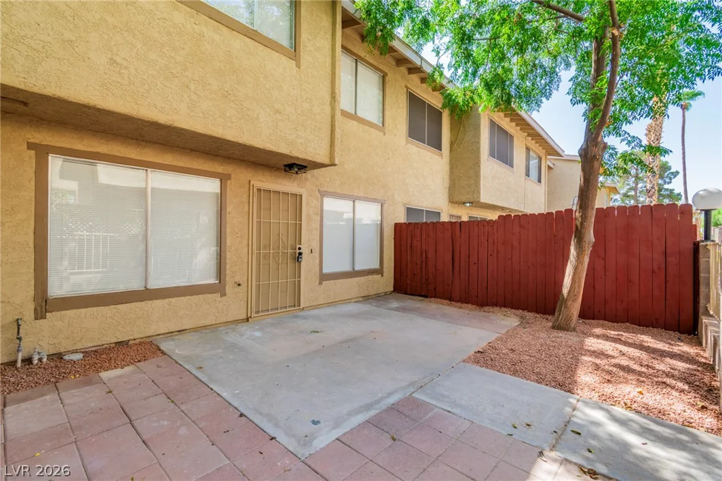 2256 Tall Pine, Las Vegas, NV 89108