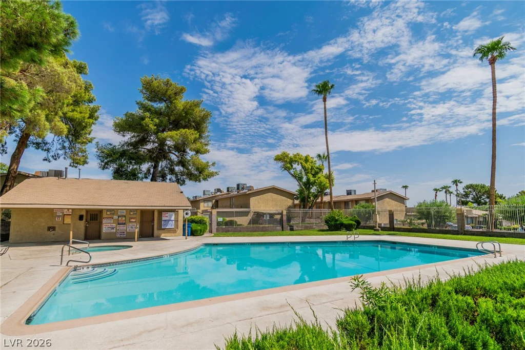 2256 Tall Pine, Las Vegas, NV 89108