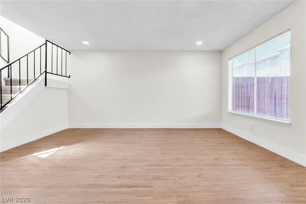 2256 Tall Pine, Las Vegas, NV 89108