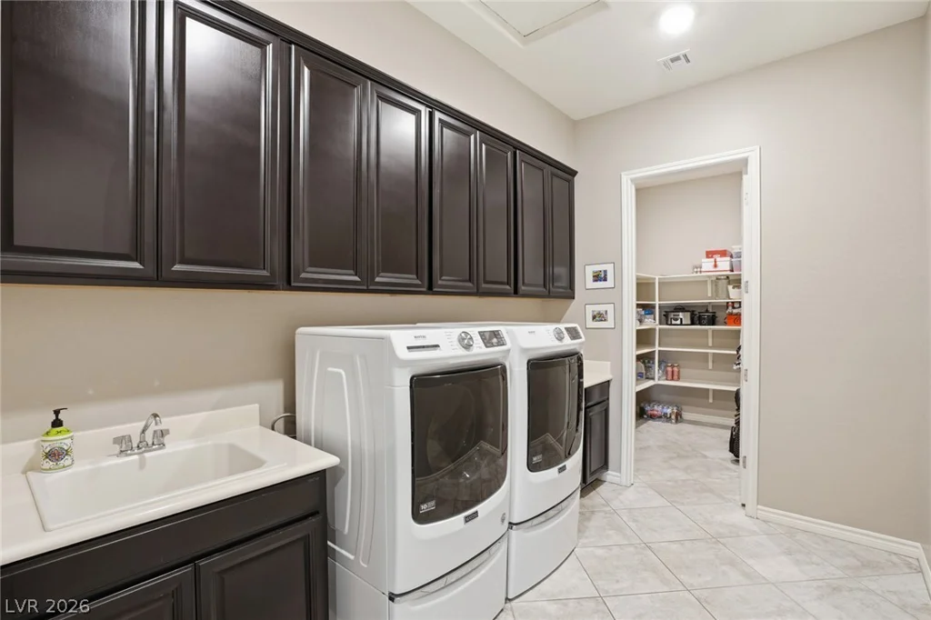 492 Heritage Bridge, Henderson, NV 89011