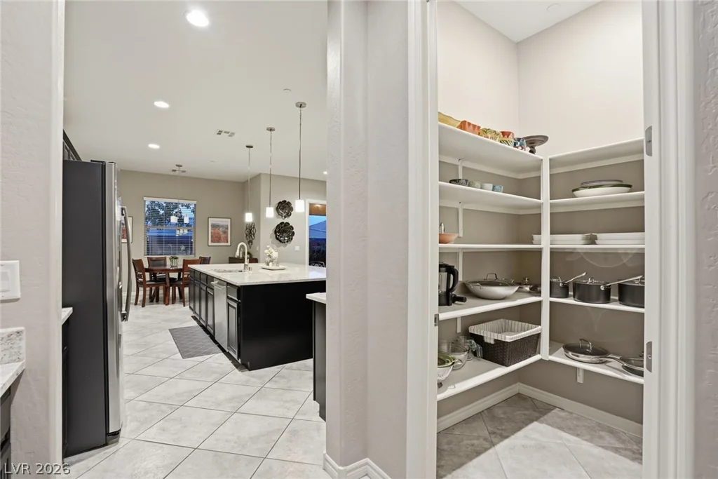 492 Heritage Bridge, Henderson, NV 89011