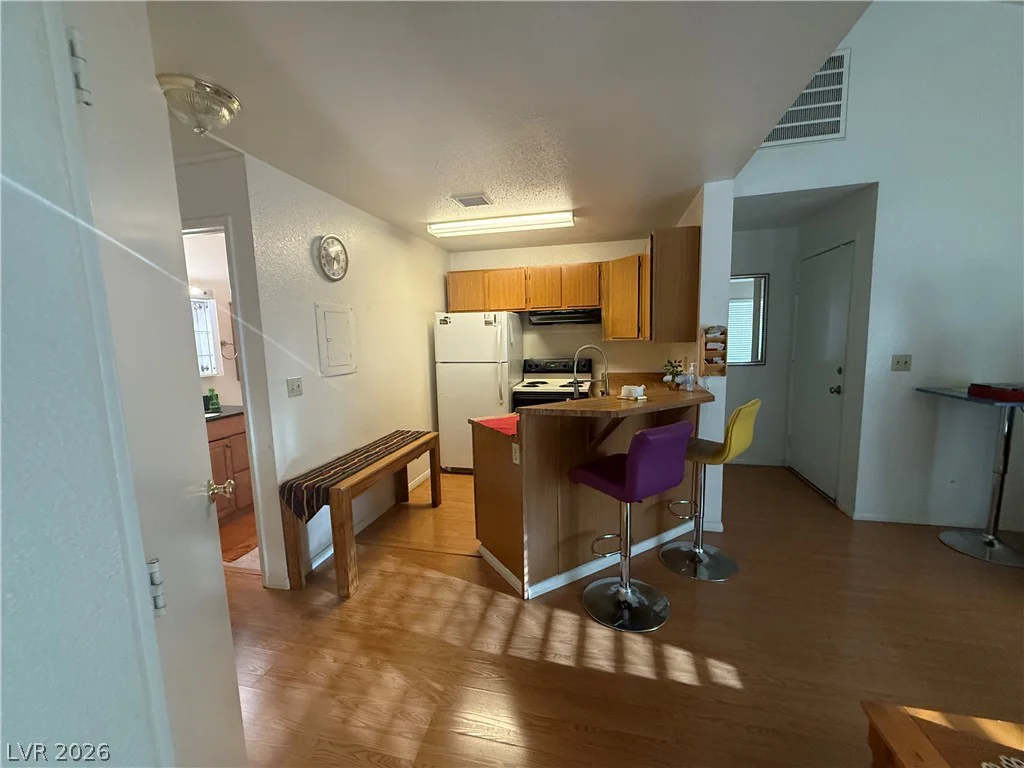 460 Elm, Las Vegas, NV 89169