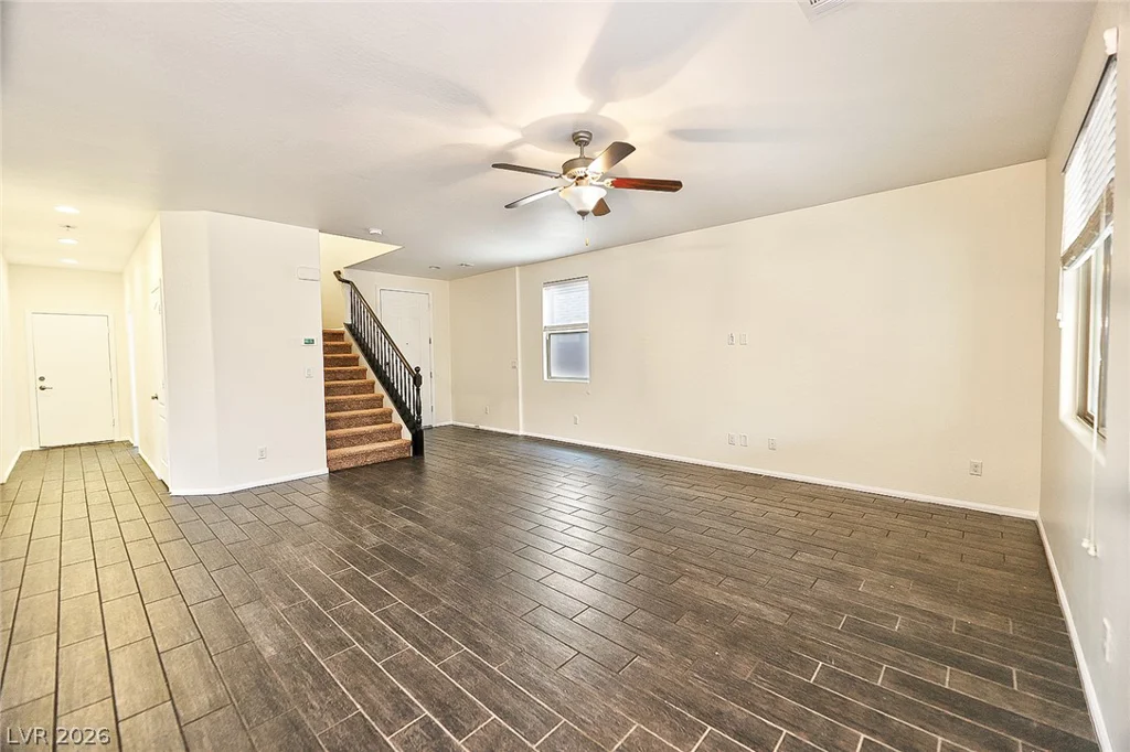 10647 Hyde Corner, Las Vegas, NV 89166