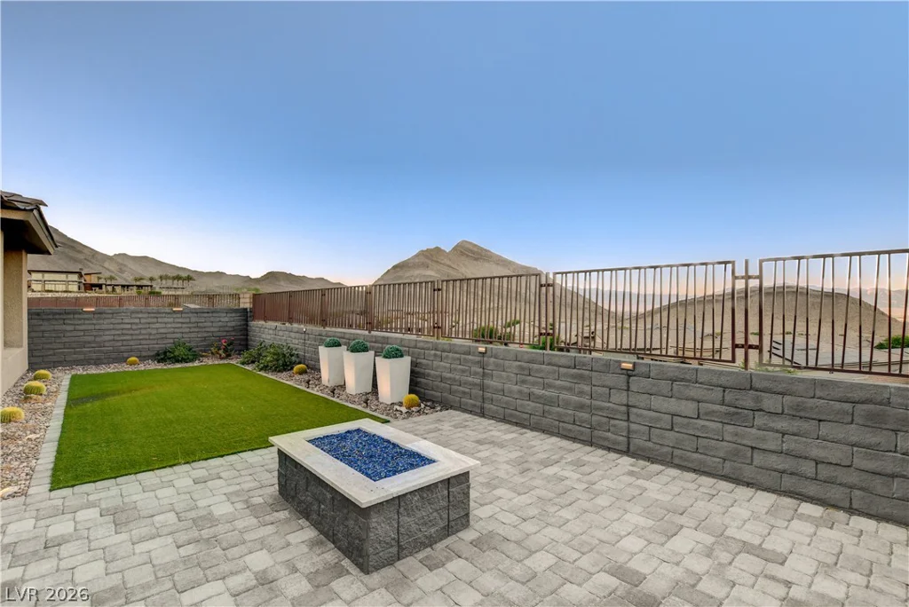 2720 Free Formed, Las Vegas, NV 89138