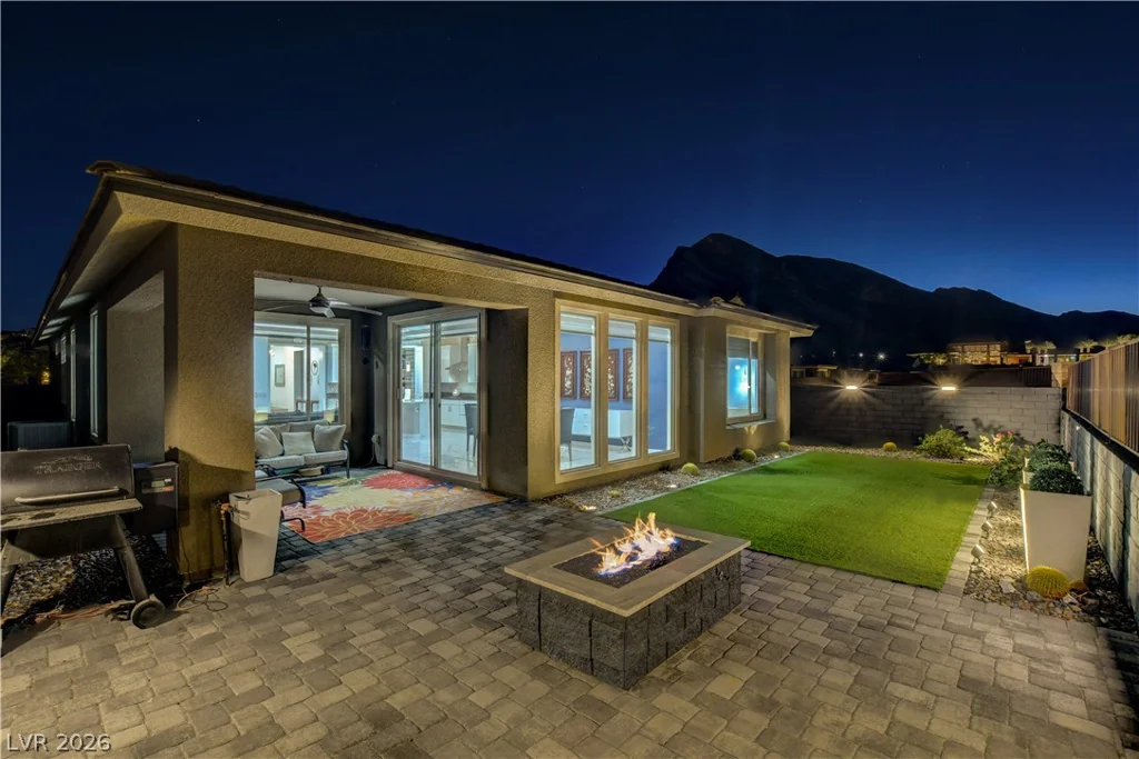 2720 Free Formed, Las Vegas, NV 89138