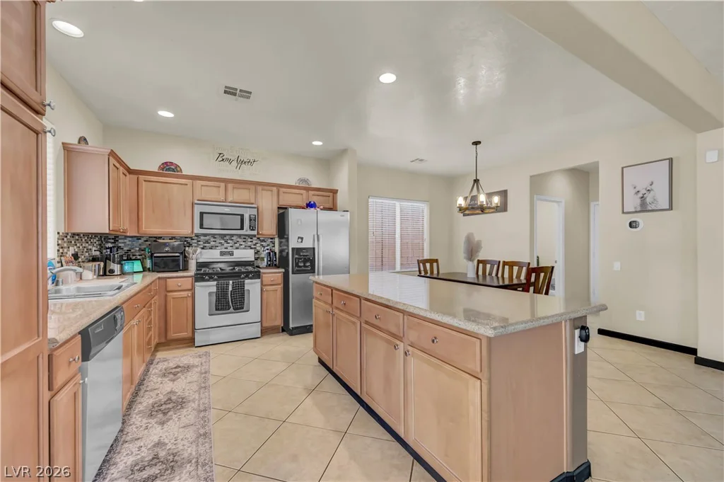 2660 Strichen, Henderson, NV 89044