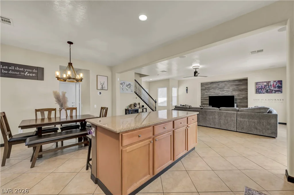 2660 Strichen, Henderson, NV 89044