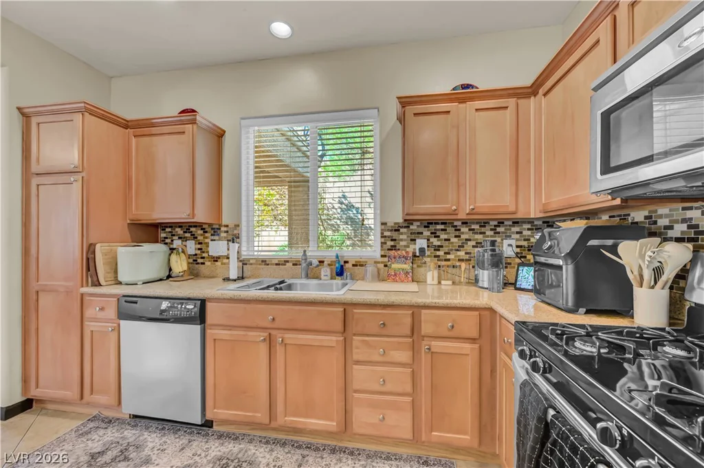 2660 Strichen, Henderson, NV 89044