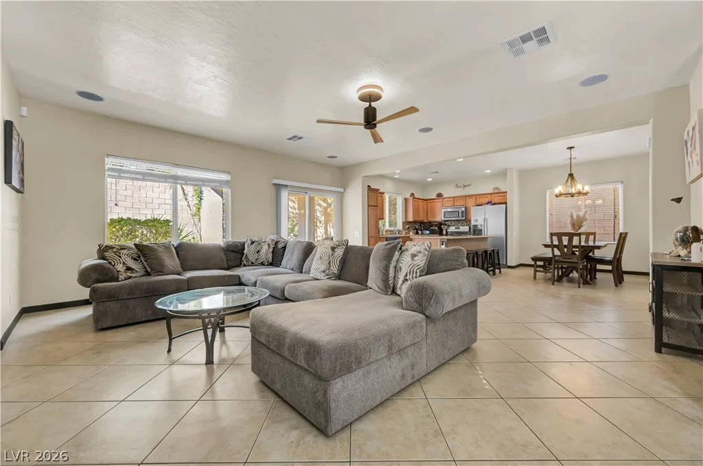 2660 Strichen, Henderson, NV 89044