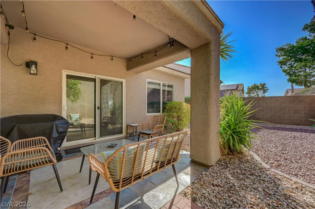2660 Strichen, Henderson, NV 89044
