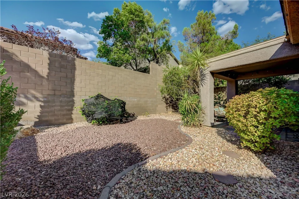 2660 Strichen, Henderson, NV 89044