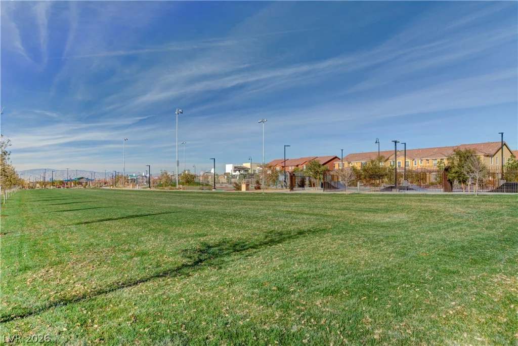 2660 Strichen, Henderson, NV 89044