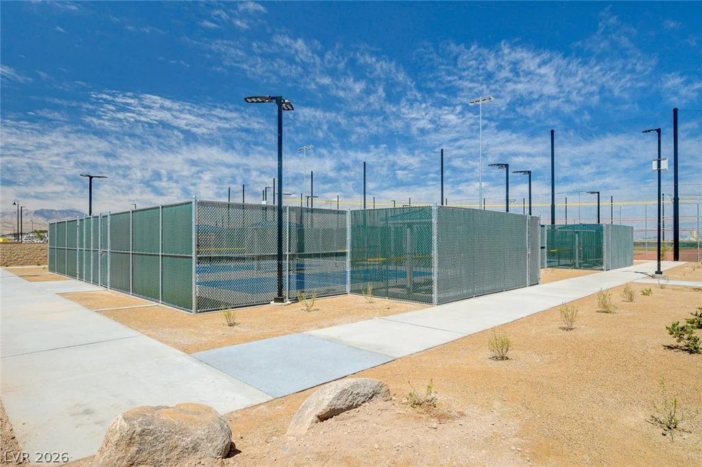 2660 Strichen, Henderson, NV 89044
