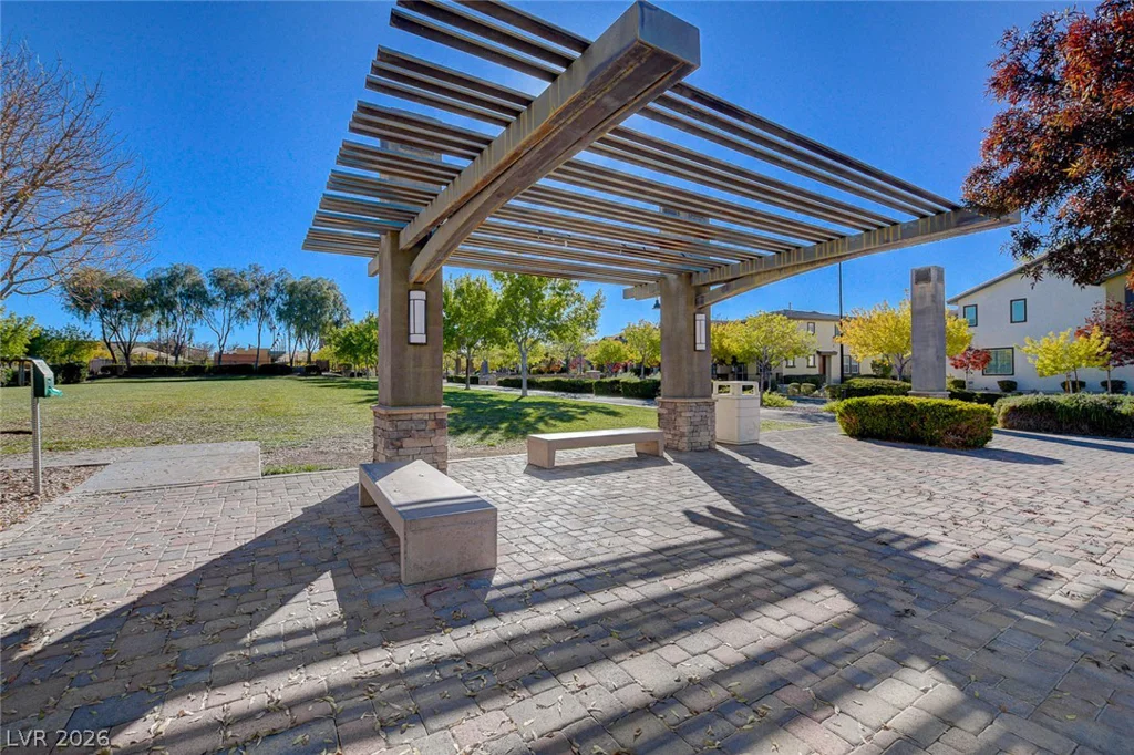 2660 Strichen, Henderson, NV 89044