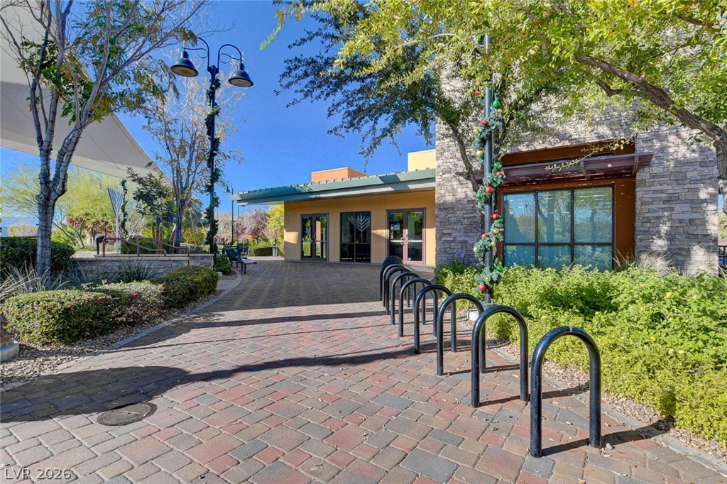 2660 Strichen, Henderson, NV 89044