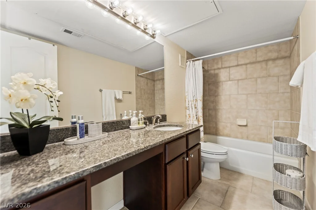 2867 Geary, Las Vegas, NV 89109