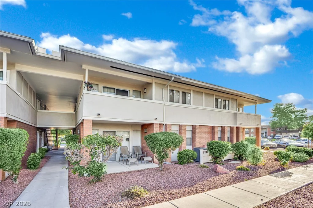 2867 Geary, Las Vegas, NV 89109