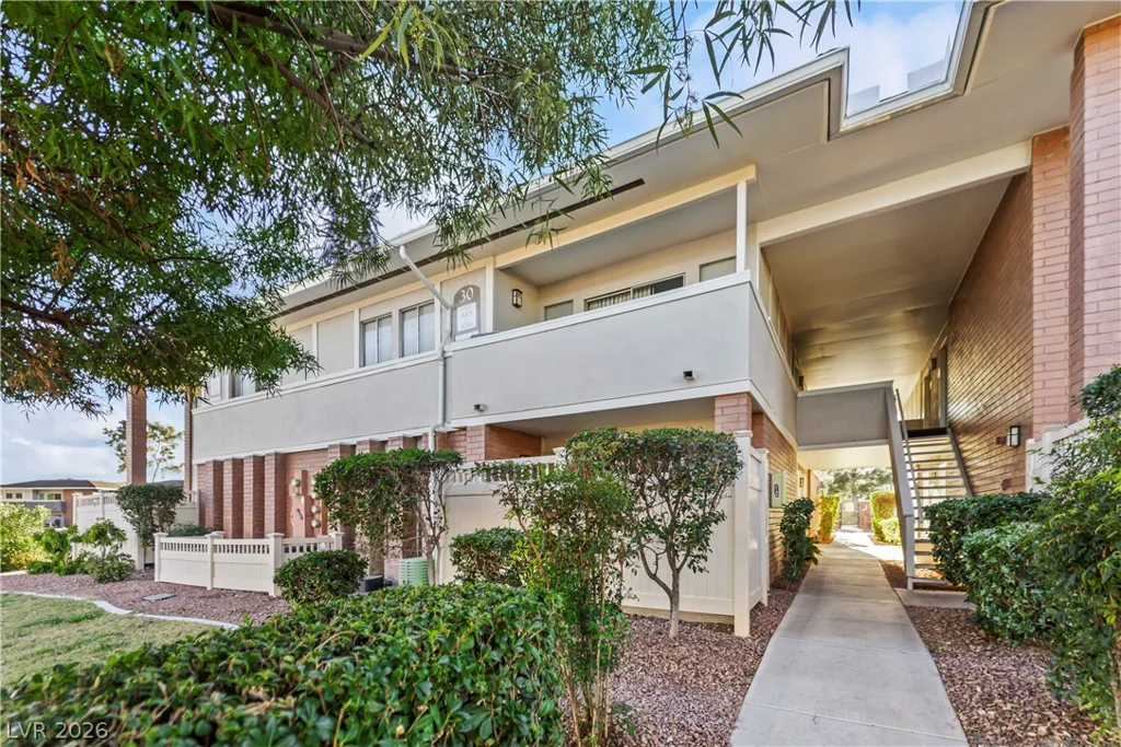2867 Geary, Las Vegas, NV 89109