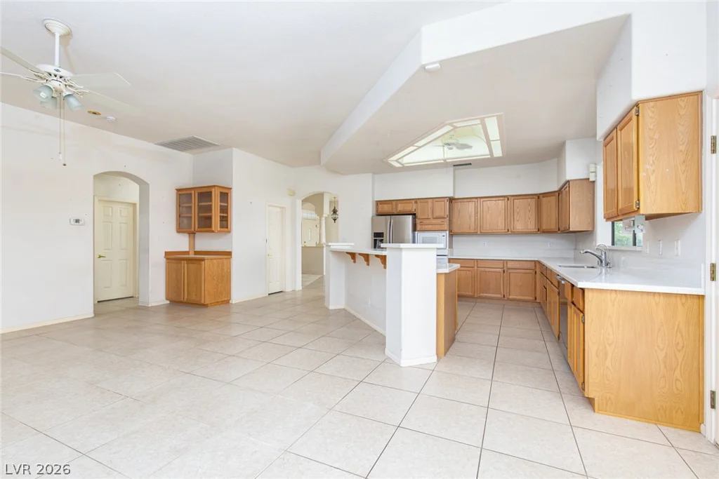 7512 Alamo Summit, Las Vegas, NV 89129