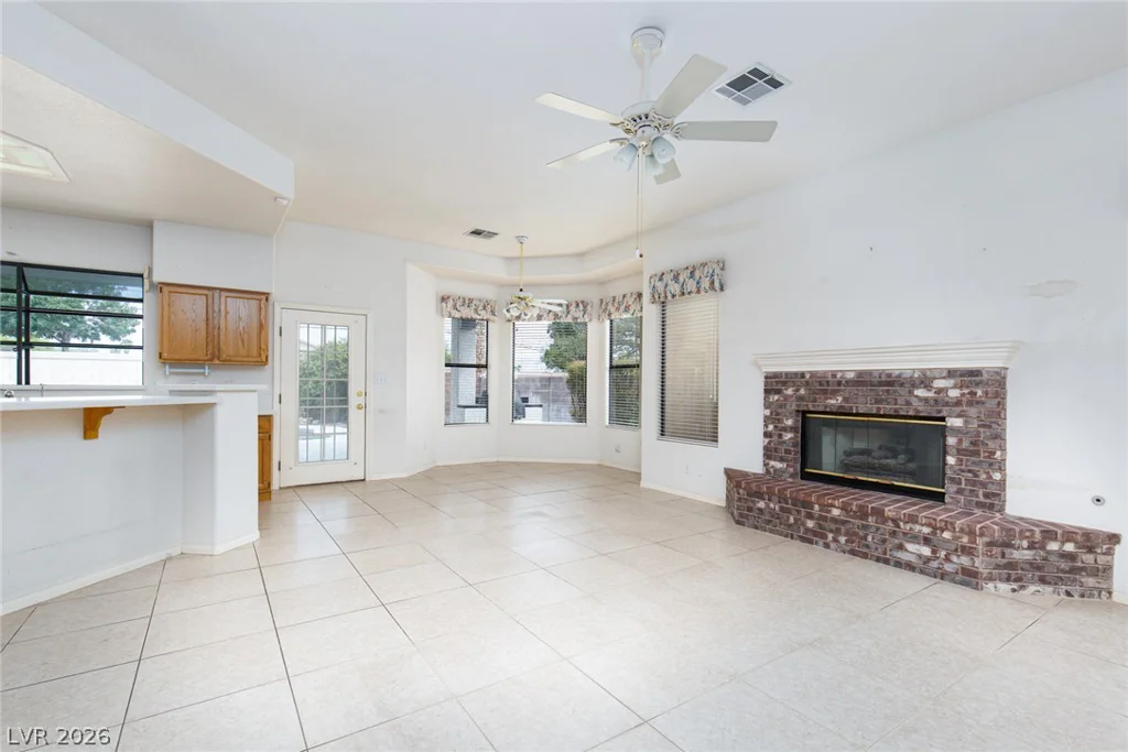 7512 Alamo Summit, Las Vegas, NV 89129