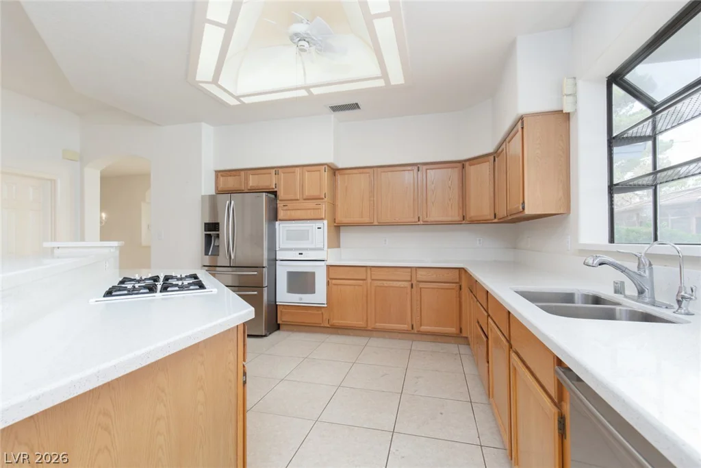 7512 Alamo Summit, Las Vegas, NV 89129