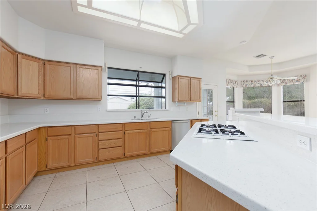 7512 Alamo Summit, Las Vegas, NV 89129