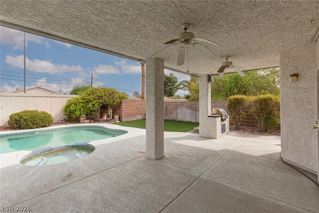 7512 Alamo Summit, Las Vegas, NV 89129
