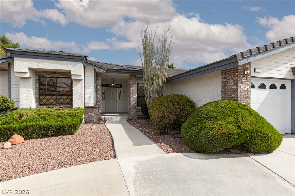 7512 Alamo Summit, Las Vegas, NV 89129