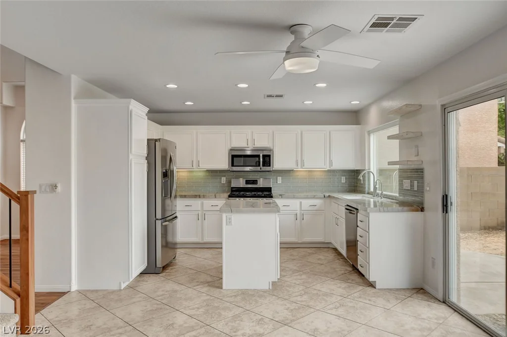 10424 Trailing Dalea, Las Vegas, NV 89135