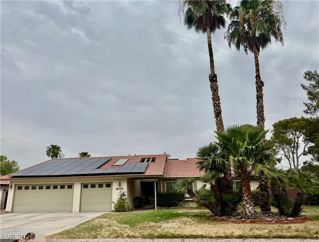 1720 Carlos, Las Vegas, NV 89123
