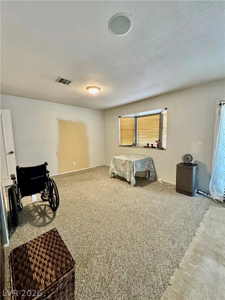 1720 Carlos, Las Vegas, NV 89123