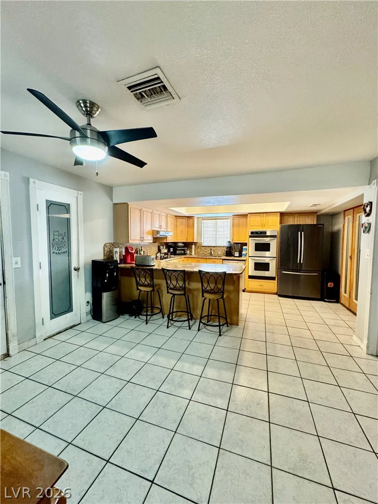 1720 Carlos, Las Vegas, NV 89123