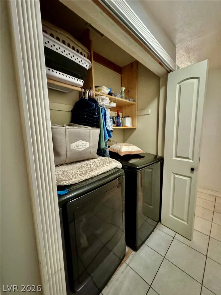 1720 Carlos, Las Vegas, NV 89123