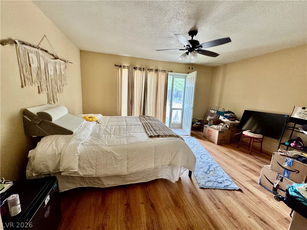 1720 Carlos, Las Vegas, NV 89123