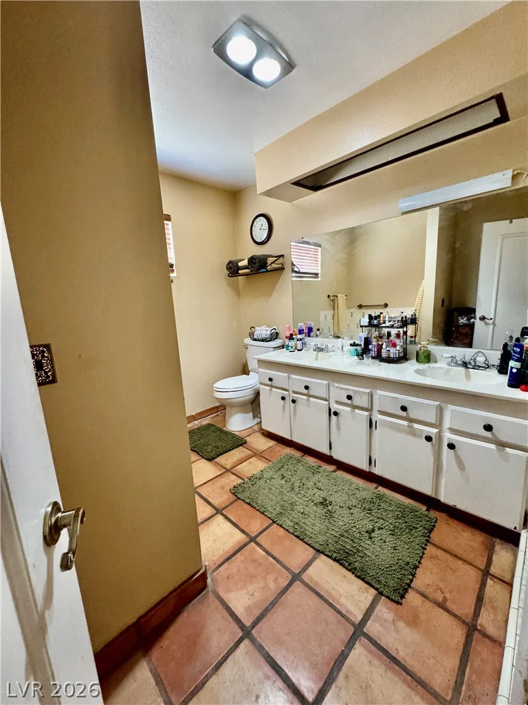 1720 Carlos, Las Vegas, NV 89123