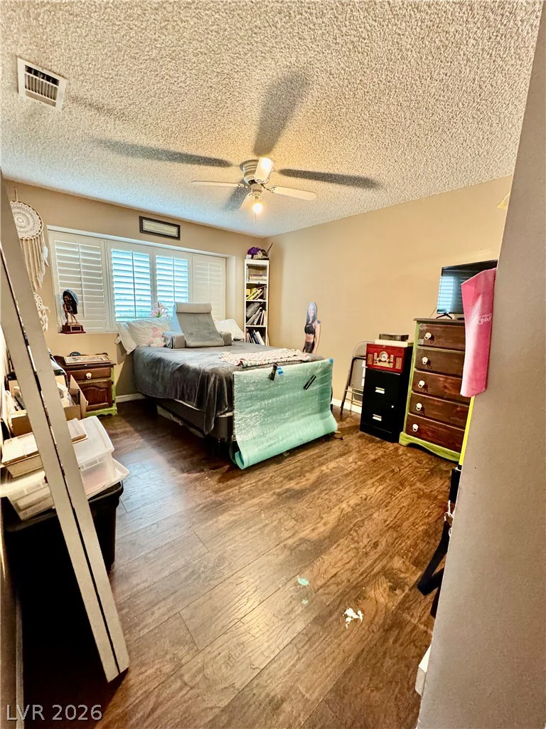 1720 Carlos, Las Vegas, NV 89123