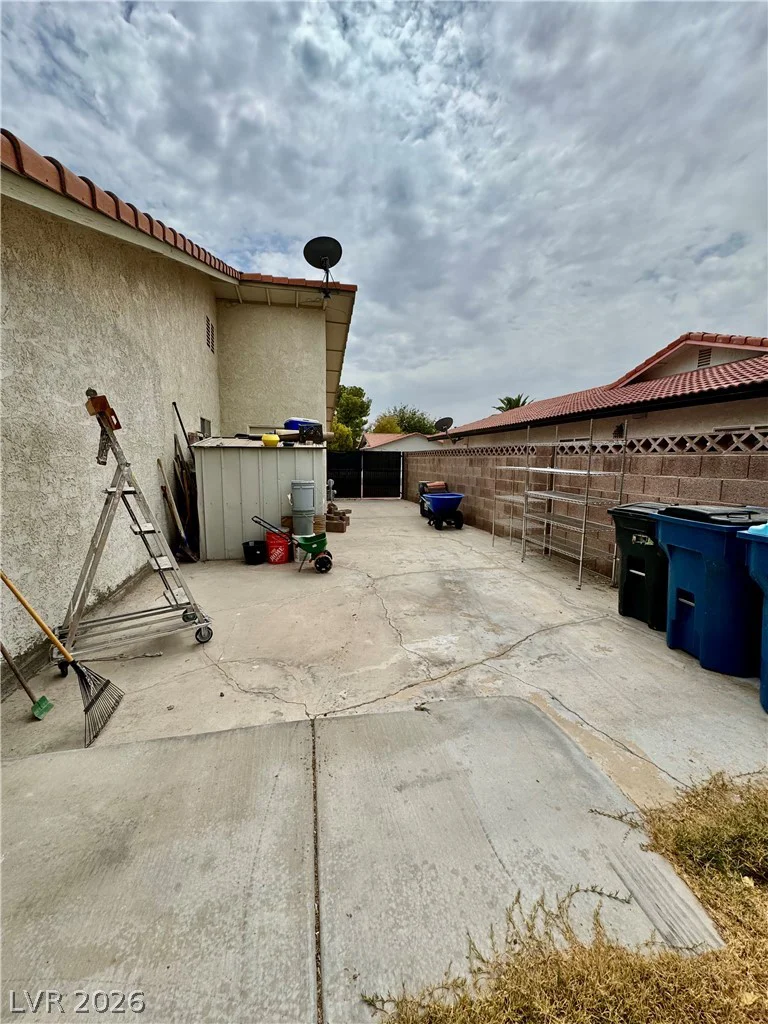 1720 Carlos, Las Vegas, NV 89123