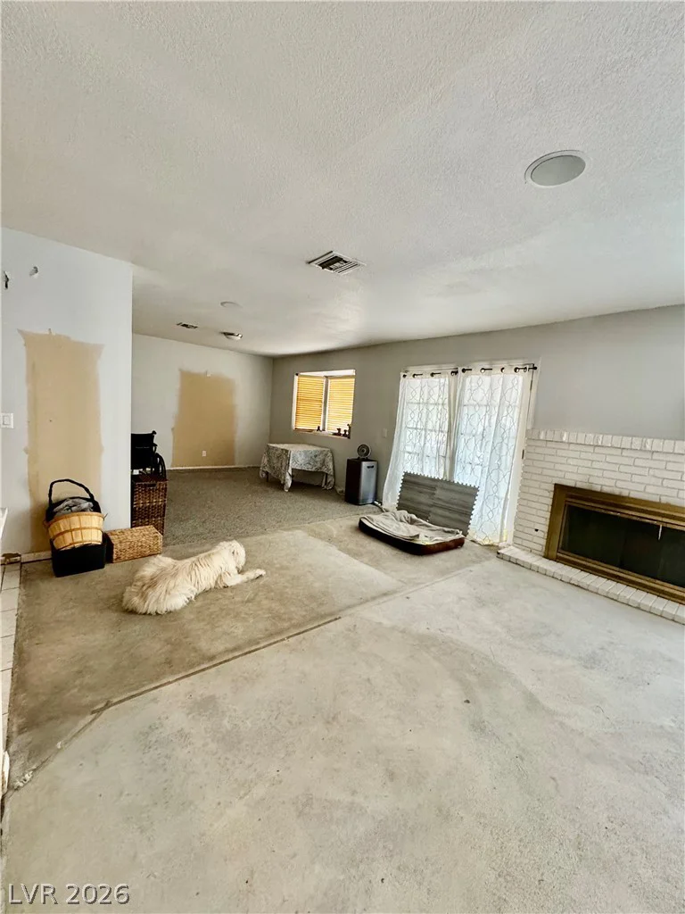 1720 Carlos, Las Vegas, NV 89123