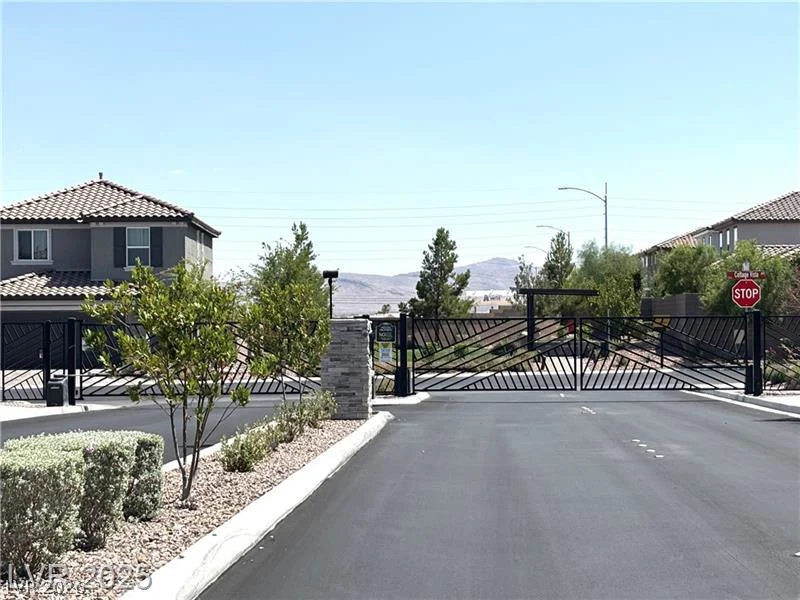 8948 Marigold Creek, Las Vegas, NV 89113