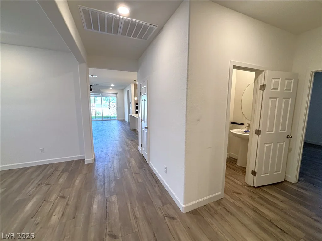 8948 Marigold Creek, Las Vegas, NV 89113