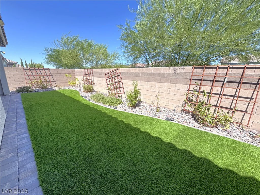8948 Marigold Creek, Las Vegas, NV 89113