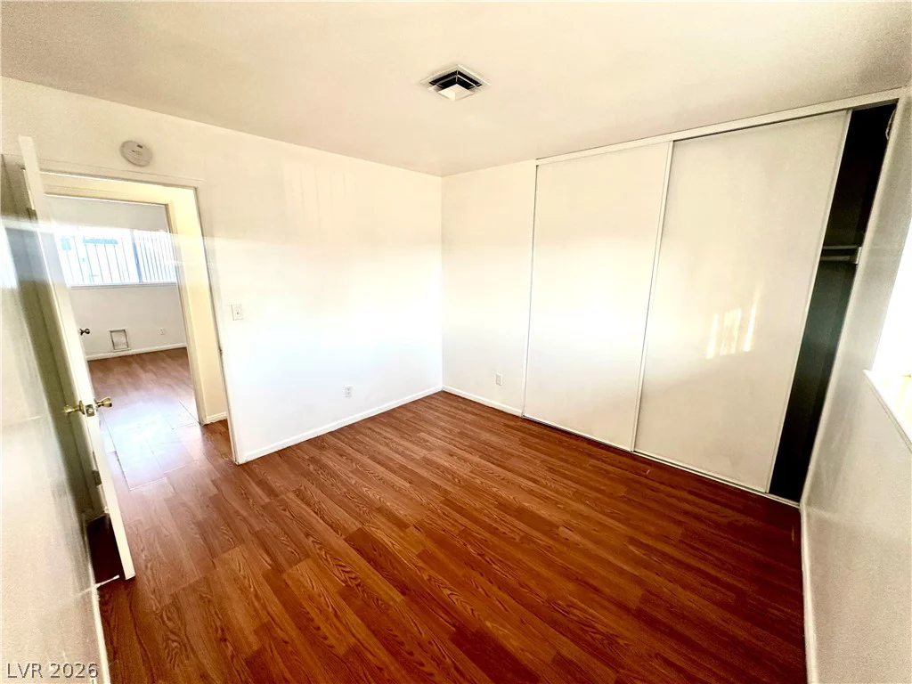 4694 Dennis, Las Vegas, NV 89121